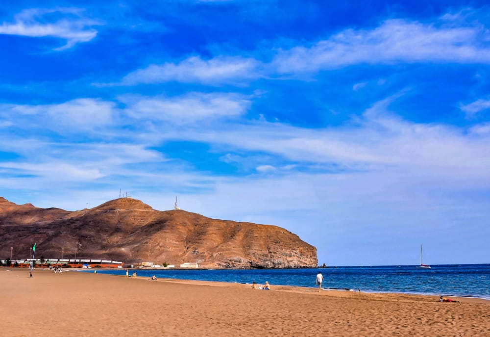 Disfruta de las playas y pueblos de Tenerife